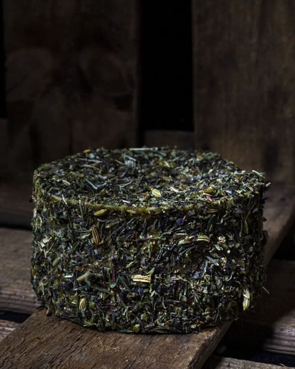 Semicurado con hierbas provenzales (queso) karmage fermentado vegano
