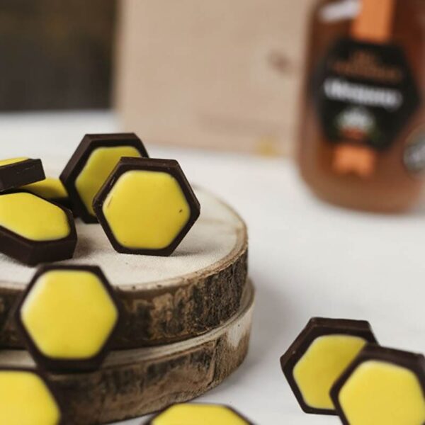 Шакаладныя цукеркі Bee Rooms з начыннем з мёду, Германія 1879 г