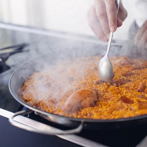 Paella Valenciana, A Fuego by Quique Dacosta