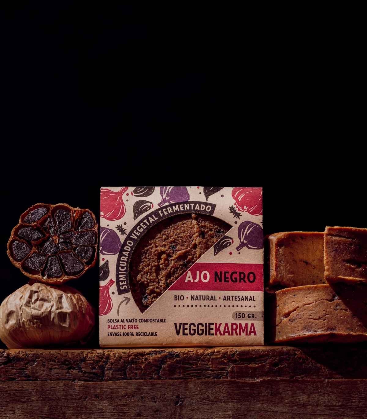 Semicurado fermentado con ajo negro, Veggie Karma