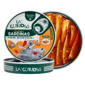 Sardinilla en salsa brava, La Curiosa