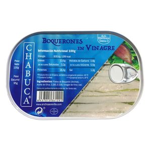 Boquerones en vinagre con hierbas aromáticas y chile