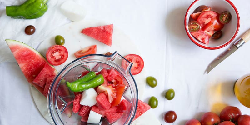 Gazpacho de Sandía Gourmet | La receta española más refrescante del verano Gazpacho de Sandía Gourmet | La receta española más refrescante del verano